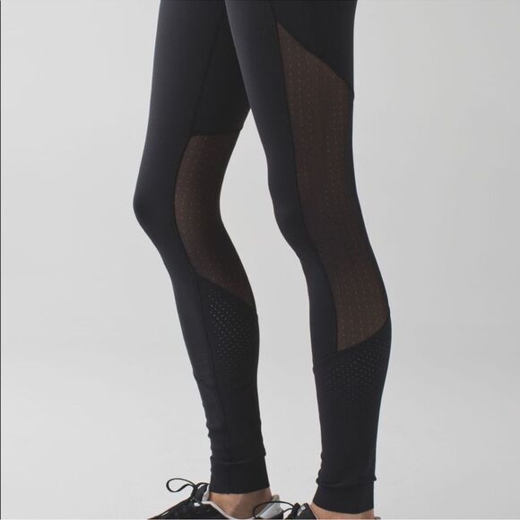 Lululemon Barre Star *Full-On Luon black mesh perforated high rise full length 2 - Picture 2 of 10